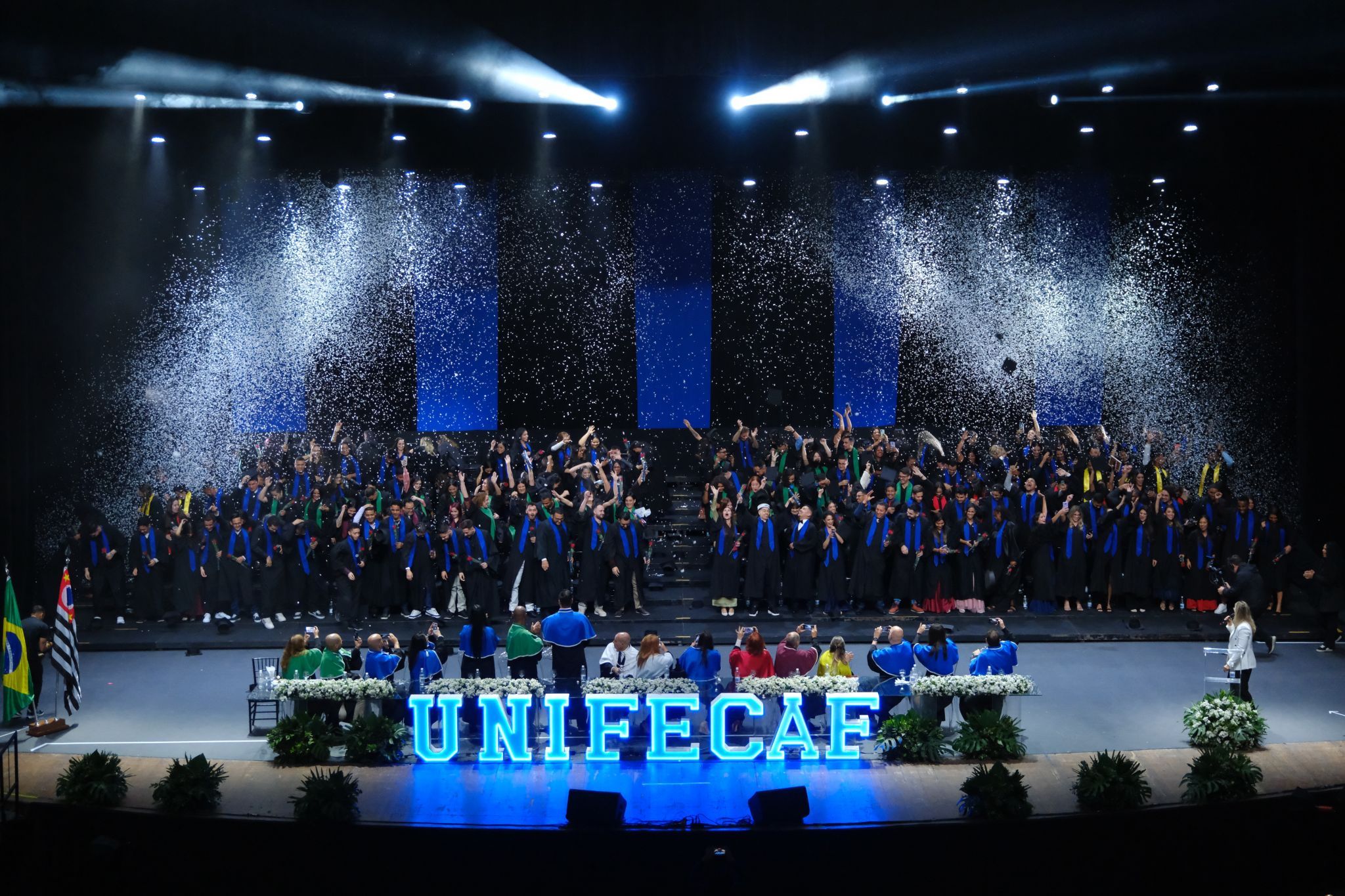 Estude na UniFECAF e transforme seu futuro