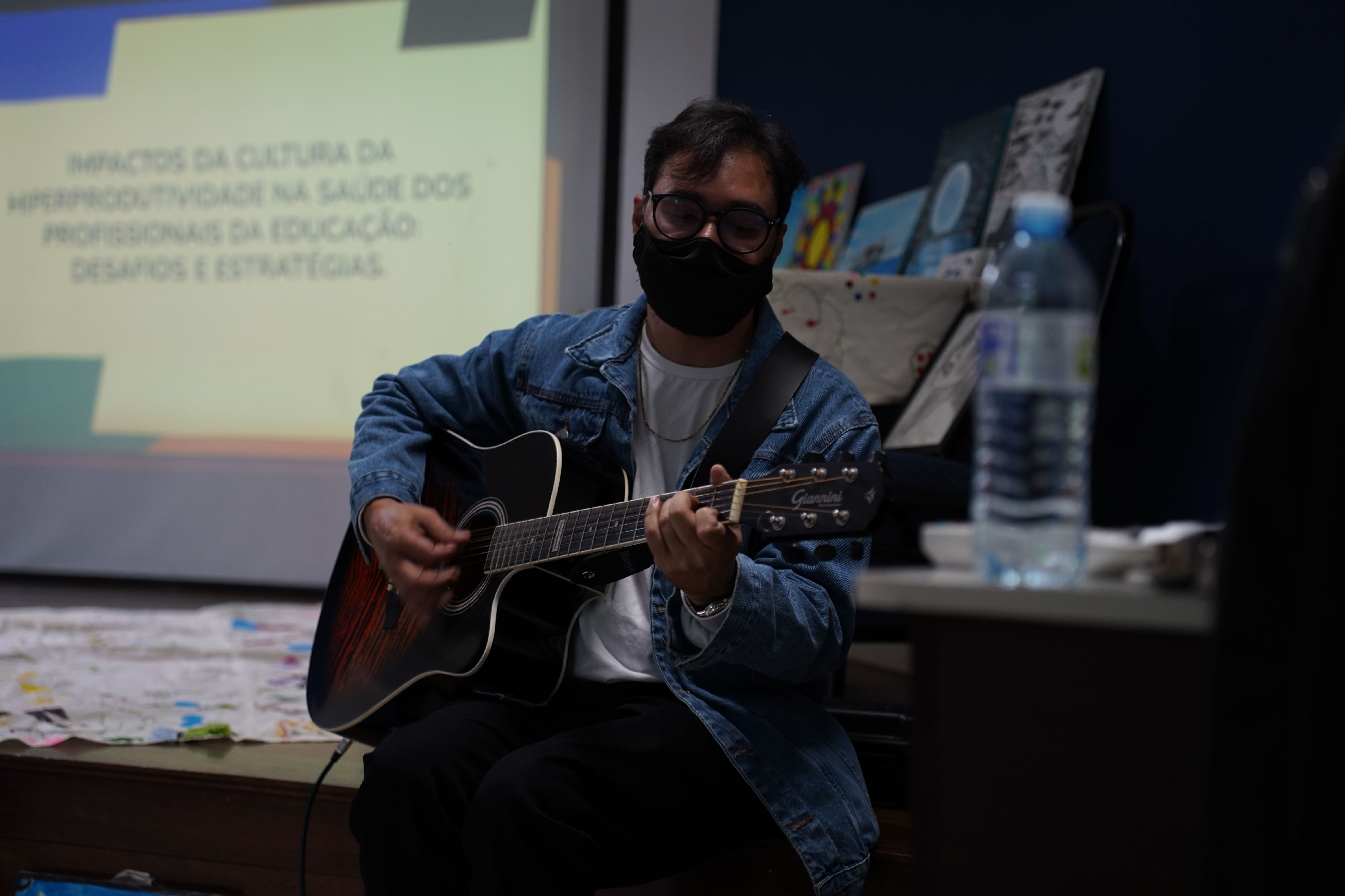 Mostra cultural da luta antimanicomial na UniFECAF.JPG