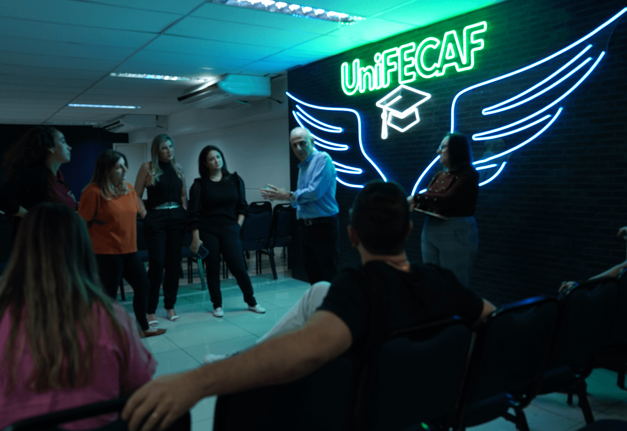 Estude na UniFECAF